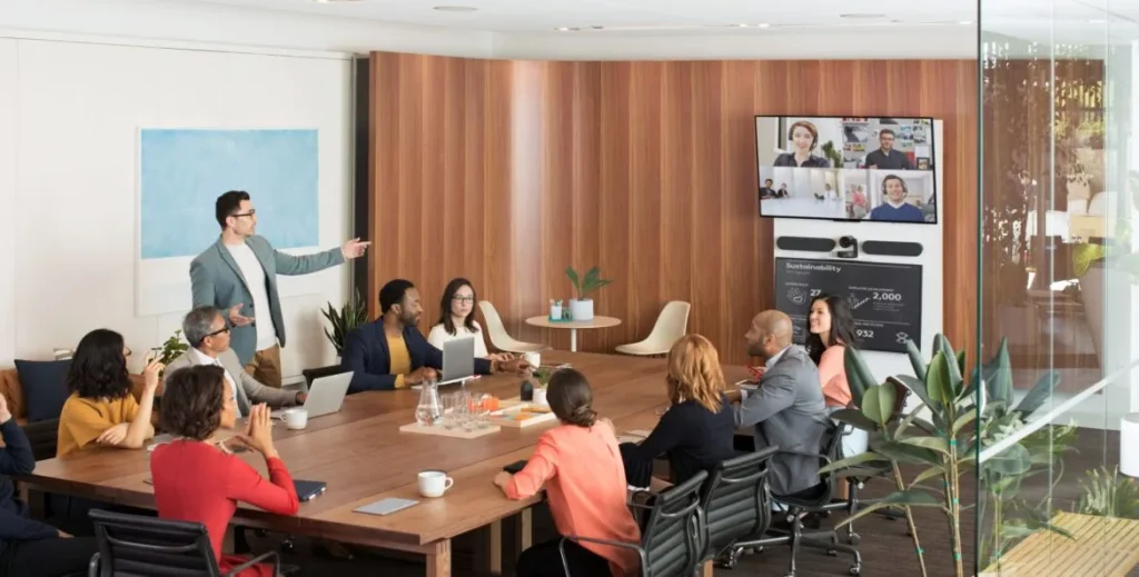 Mejora la calidad de tus videoconferencias y conecta con tus clientes.